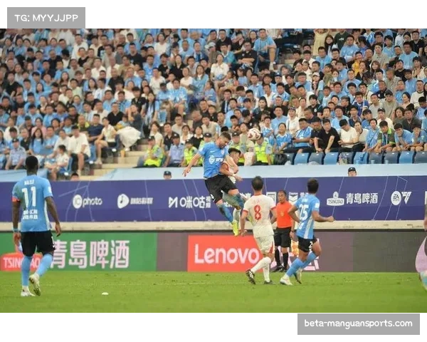 海港客场逼平大连英博，提前锁定中超冠军，重现两年前降级战役